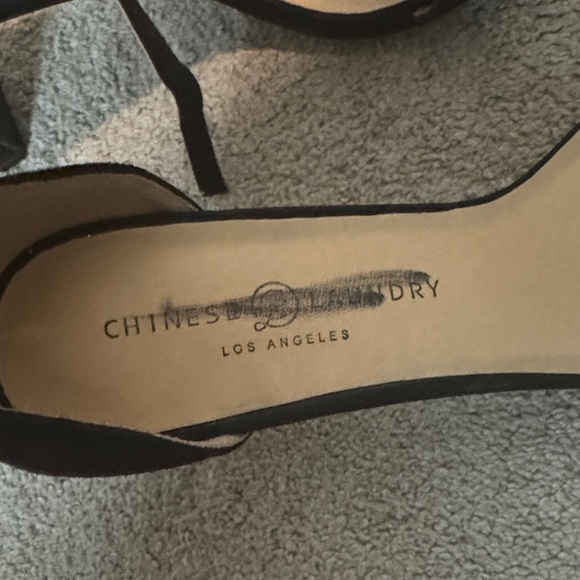 Chinese Laundry Black Heels - Picture 3 of 9